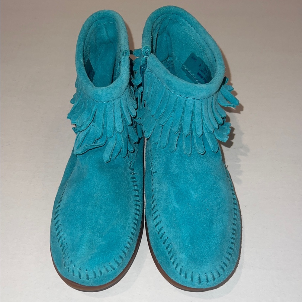 Minnetonka Fringe Turquoise Boots - Picture 3 of 10